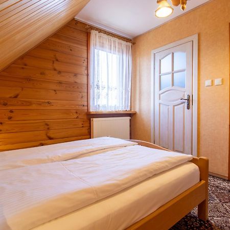 Wisniowy Sad Guest House Bialowieza Exterior photo