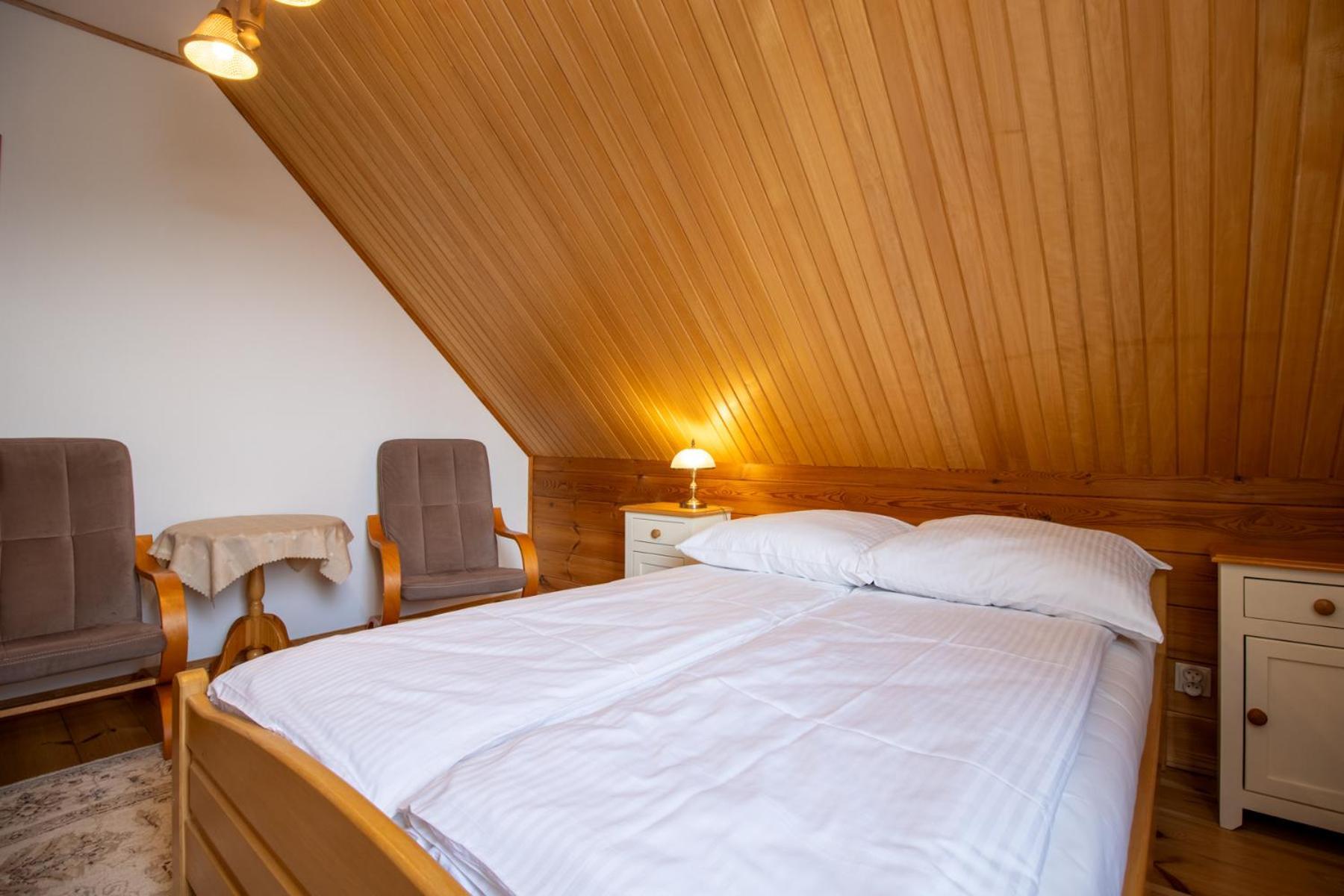 Wisniowy Sad Guest House Bialowieza Exterior photo